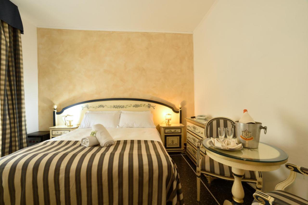 Hotel Morchio Mhotelsgroup Diano Marina Exterior photo