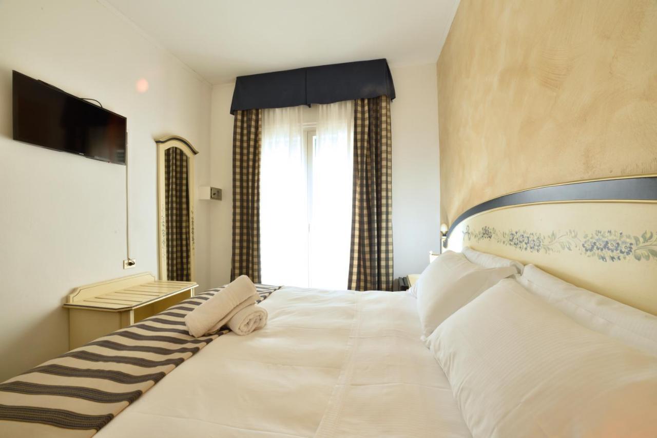 Hotel Morchio Mhotelsgroup Diano Marina Exterior photo
