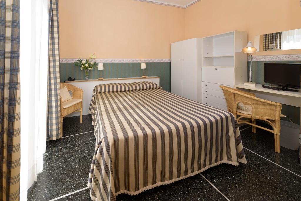 Hotel Morchio Mhotelsgroup Diano Marina Exterior photo